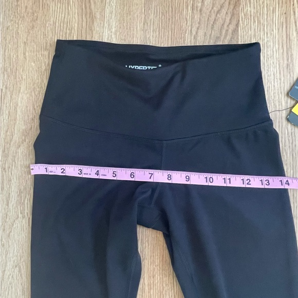 NWT Black High-Waisted Leggings – XS - Picture 5 of 8